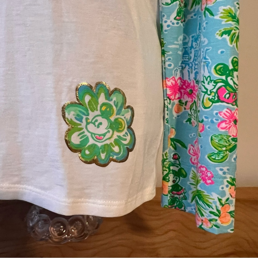 Lilly Pulitzer Lilly Loves Disney Top NWT - Picture 8 of 9
